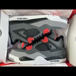 Jordan 4 Infrared